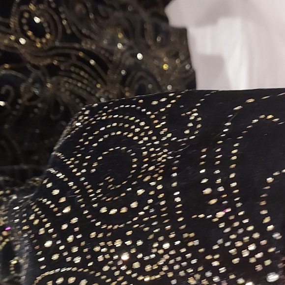 Beautiful Vintage Cropped Party Jacket Black with Gold Flowing Pattern SIze Med. - Picture 3 of 8